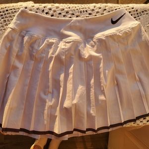 White nike tennis skirt pleated vintage